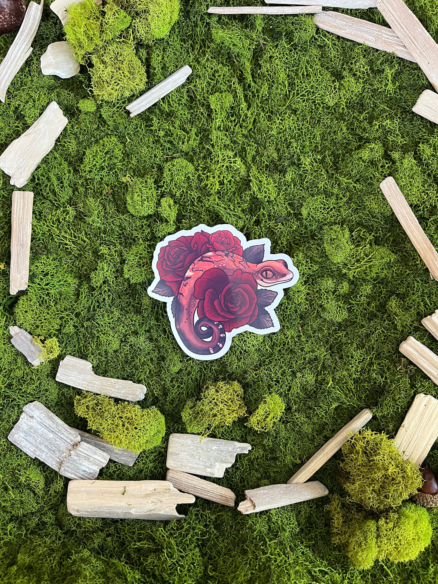 Cat Gecko Roses Glossy Sticker